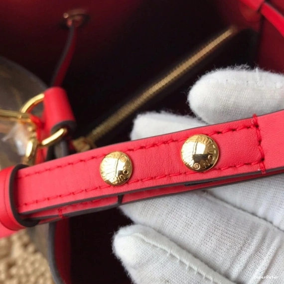 LOUIS VUITTON NÉONOÉ 0807